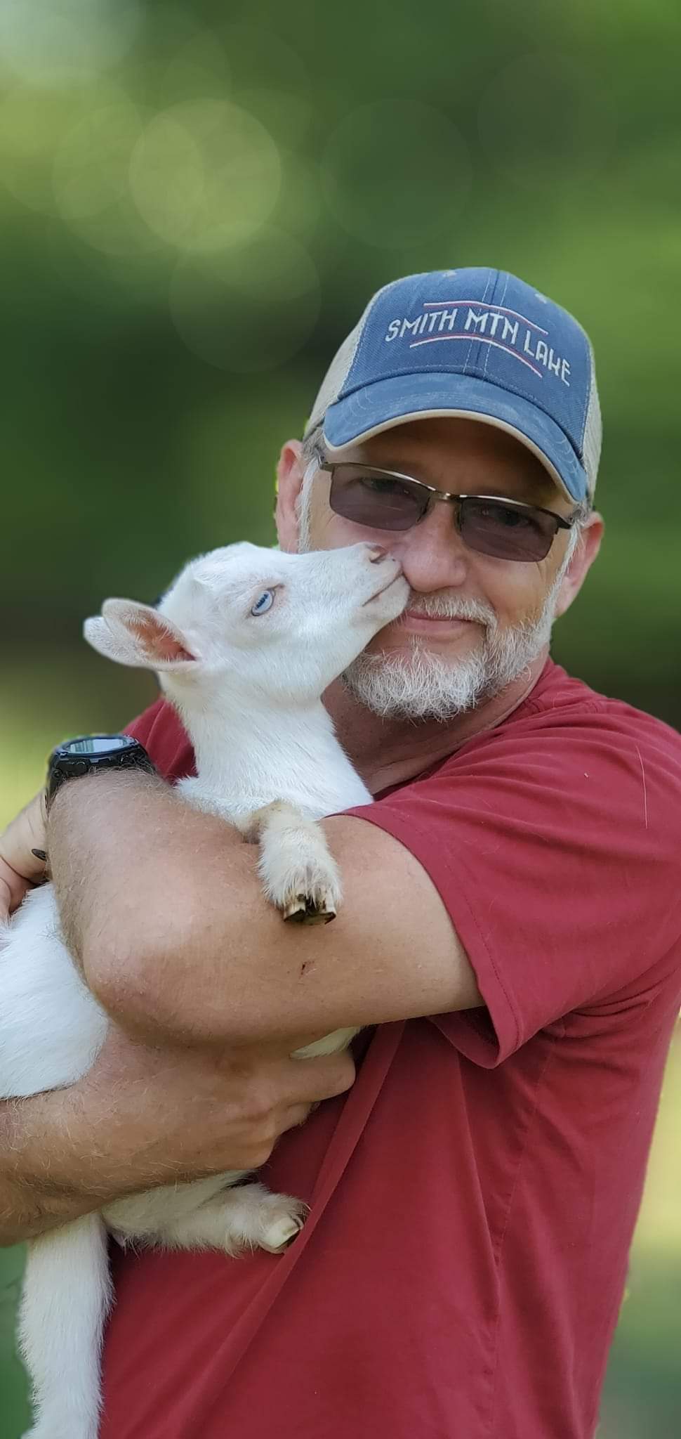 Goat Snuggle Sessions on the Farm!